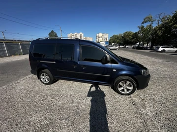 Авто Volkswagen Caddy 2011 № 8373386