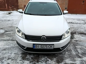 Авто Volkswagen Passat Variant 2012 № 8373432