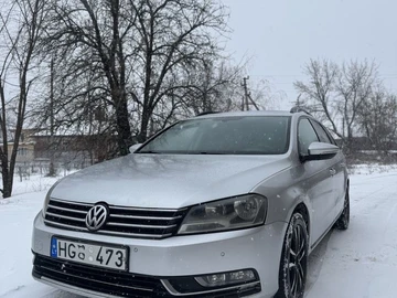 Авто Volkswagen Passat Sedan 2012 № 8373553