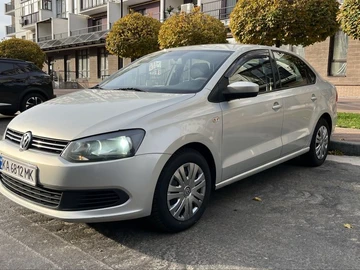 Авто Volkswagen Polo 2013 № 8373581