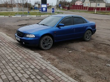 Авто Audi A4 1995 № 8374045