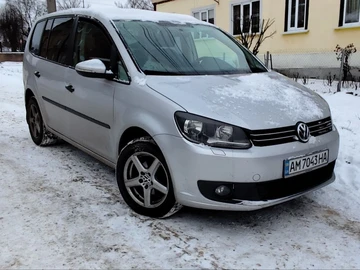Авто Volkswagen Touran 2012 № 8374080