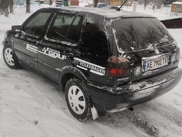 Авто Volkswagen Golf 1996 № 8374220