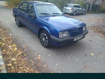 Авто Opel Ascona 1988 № 8374310