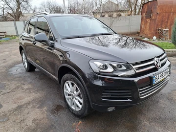 Авто Volkswagen Touareg 2014 № 8374419