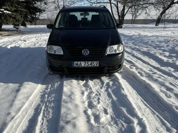 Авто Volkswagen Touran 2006 № 8374979