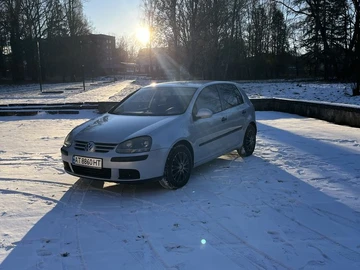 Авто Volkswagen Golf 2004 № 8375058