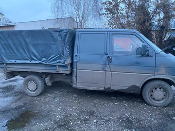 Авто Volkswagen Transporter 1993 № 8375693