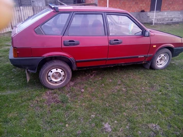 Авто ВАЗ 2109 1988 № 8375757