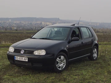 Авто Volkswagen Golf 2001 № 8375780