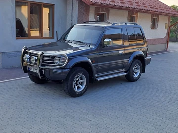 Авто Mitsubishi Pajero 1993 № 8375873