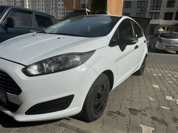 Авто Ford Fiesta 2013 № 8376086