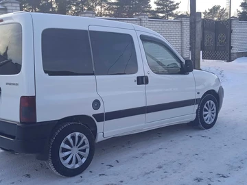 Авто Peugeot Partner 2003 № 8376366