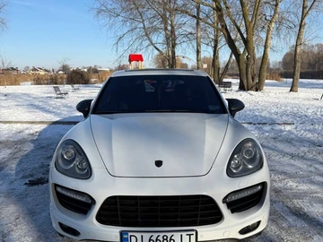 Авто Porsche Cayenne Turbo 2012 № 8376386