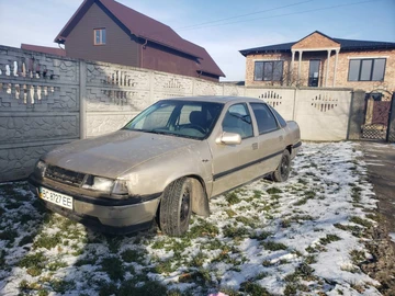Авто Opel Vectra 1991 № 8376656