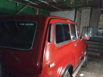 Авто ВАЗ 21213 1990 № 8376795