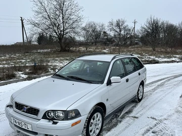 Авто Volvo V40 Kombi 2005 № 8376808