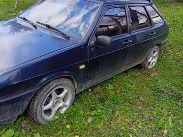 Авто ВАЗ 2109 1995 № 8377003