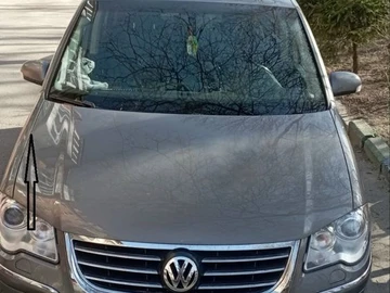 Авто Volkswagen Touran 2008 № 8377010