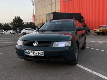 Авто Volkswagen Passat Variant 1999 № 8377042