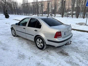 Авто Volkswagen Bora 2003 № 8377045