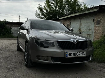 Авто Skoda Superb 2011 № 8377188