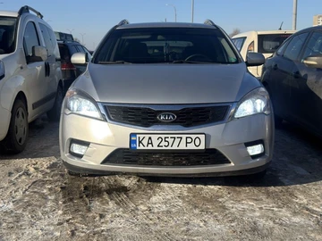 Авто KIA Cee X27 D 2010 № 8377204