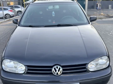Авто Volkswagen Golf 1999 № 8377274
