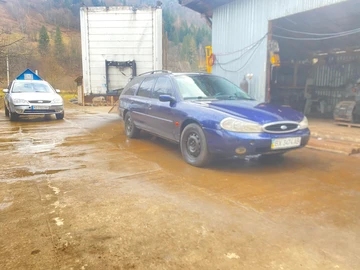Авто Ford Mondeo 1999 № 8377295