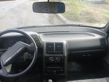Авто ВАЗ 2112 2007 № 8377351