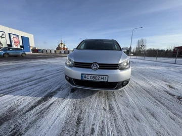 Авто Volkswagen Touran 2014 № 8377496