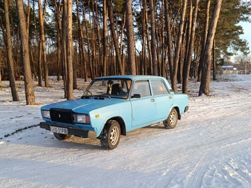 Авто ВАЗ 2107 1984 № 8377506