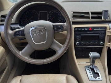 Авто Audi A4 2007 № 8378122