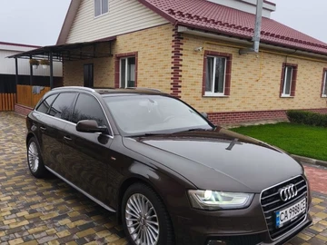 Авто Audi A4 2015 № 8378368