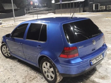 Авто Volkswagen Golf 2000 № 8378391