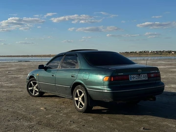 Авто Toyota Camry 1999 № 8378610