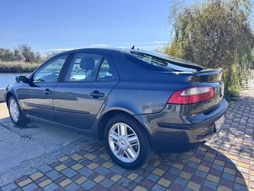 Авто Renault Laguna 2003 № 8378711