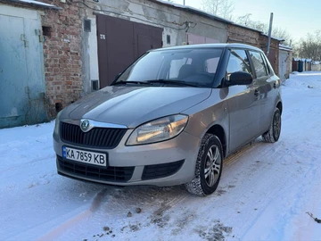 Авто Skoda Fabia 2012 № 8378844