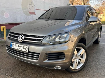 Авто Volkswagen Touareg 2011 № 8379017