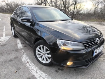Авто Volkswagen Jetta 2011 № 8379018