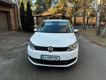 Авто Volkswagen Touran 2011 № 8379398