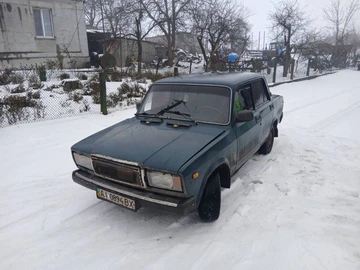 Авто ВАЗ 2107 1997 № 8379501