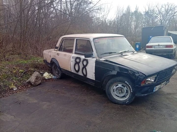 Авто ВАЗ 2105 1987 № 8379870