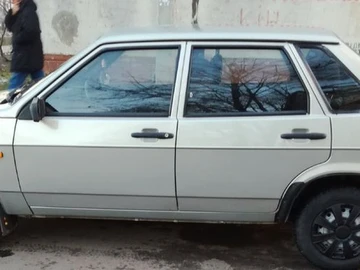 Авто ВАЗ 21099I 2004 № 8379970