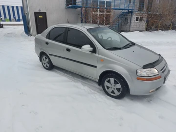 Авто Chevrolet Aveo 2005 № 8379972