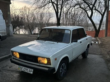 Авто ВАЗ 2105 1984 № 8380278