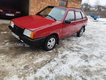 Авто ВАЗ 2109 1993 № 8380345