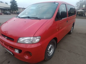 Авто Hyundai H200 2000 № 8380490