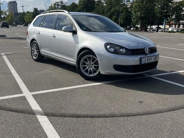 Авто Volkswagen Golf 2010 № 8380588
