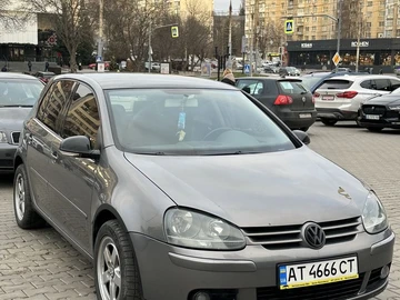 Авто Volkswagen Golf 2004 № 8380616